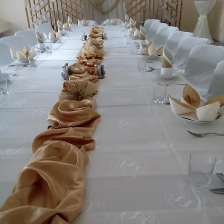 Central Hotel 2*